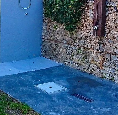 La Curva Surfhouse فندق مبيت وإفطار