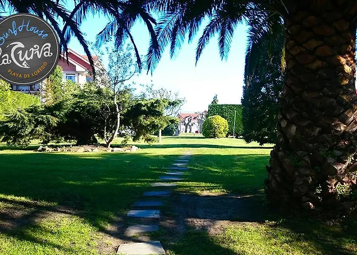 La Curva Surfhouse Bed and breakfast