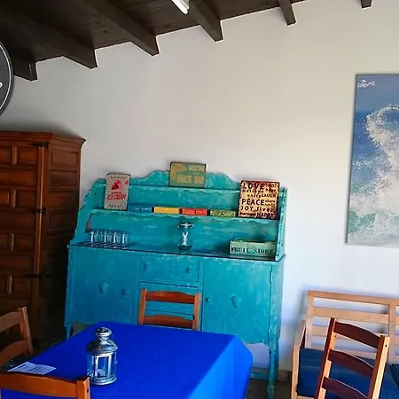 ベッド・アンド・ブレックファスト La Curva Surfhouse ロレド