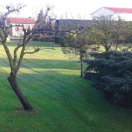 ベッド・アンド・ブレックファスト La Curva Surfhouse